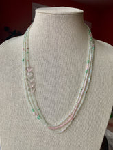 Load image into Gallery viewer, SPRING LEAVES beaded wristlace