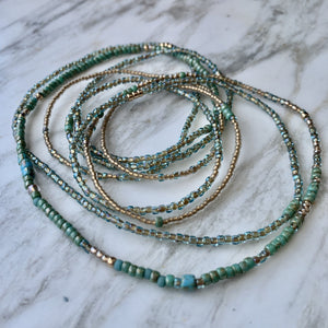 TURQUOISE AND GOLD beaded 'wristlace'