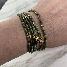 Load image into Gallery viewer, OLIVE SKULLY beaded 'wristlace'
