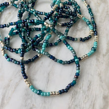 Load image into Gallery viewer, TURQUOISE AND NAVY beaded wristlace