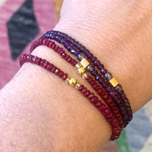 AMETHYST gemstone single-strand bracelet